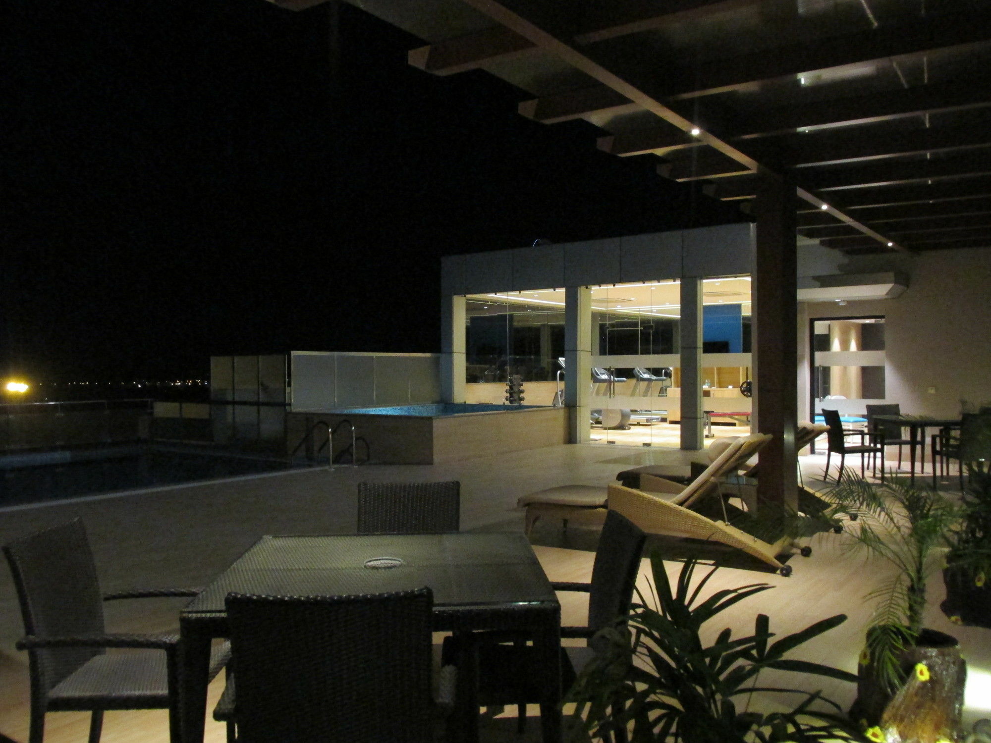 Park Inn By Radisson Gurgaon Bilaspur Manesar Buitenkant foto